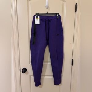 Nike swift tech purple training joggers